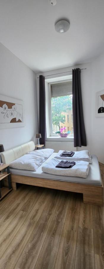 Elena Flat Orchidee Duisburg Zentrum Exterior foto